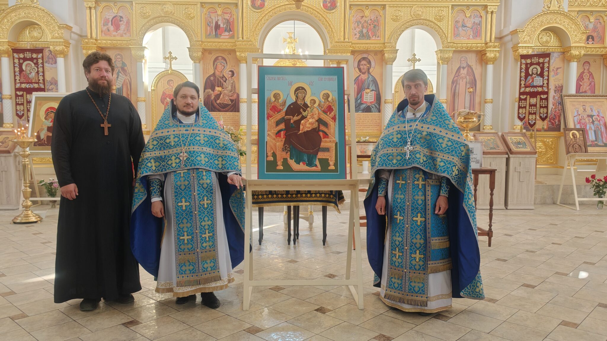 Освящение иконы "Всецарица"